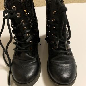 Girls sequin boots
